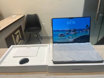 MacBook Pro M4 16GB 512GB 14inches