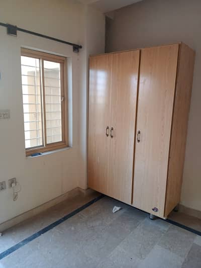 Single room available for rent Islamabad