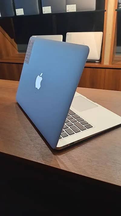 mackbook | M1 air | 13 inch | i5 2017 | 8/128