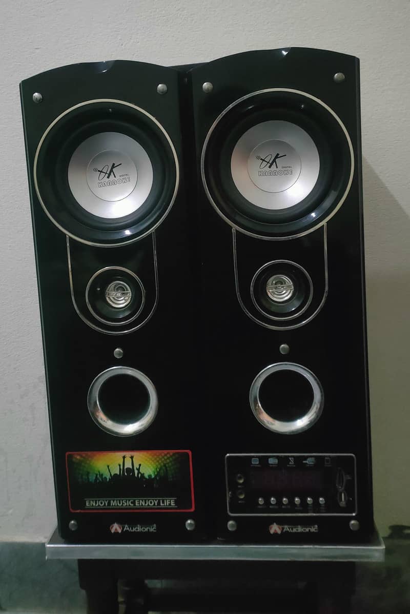 Audionic classic 6 3