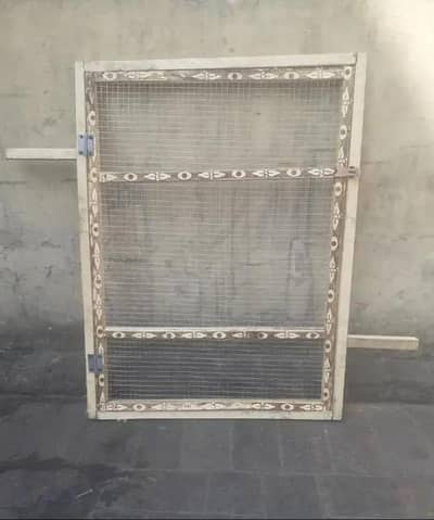 Used Wooden Cage Windows & Doors Good _ Condition _ Urgent Sale