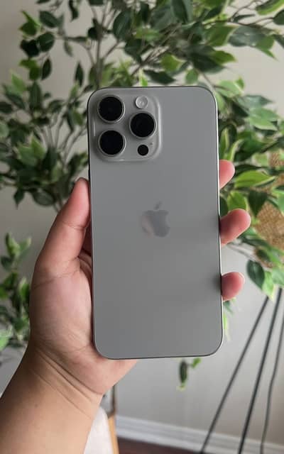 Apple iPhone 15 Pro Max