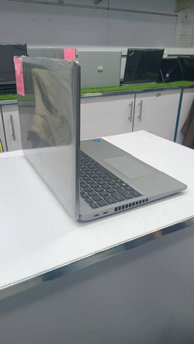 Dell 5520 / core i5 / 11 Gen / 16 GB / 256 GB / used laptop