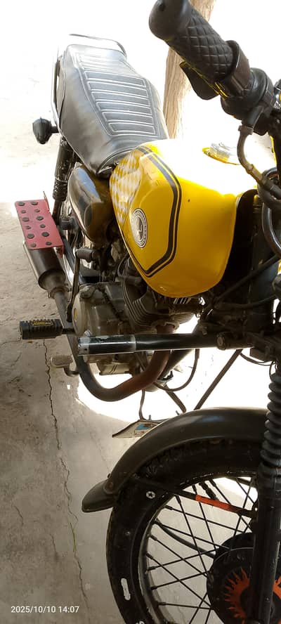 Honda 125 original Saman available