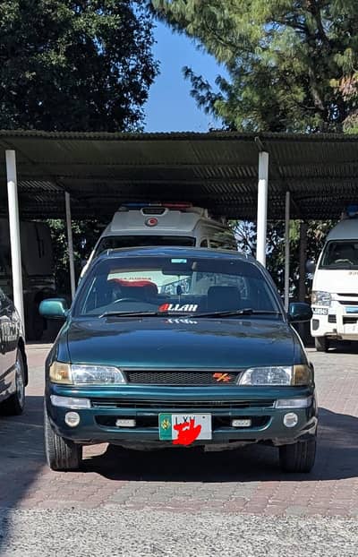 XE Corolla 2001  03061988508