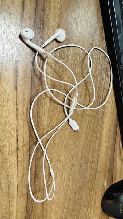 Original Apple Iphone 15 Handsfree for sale