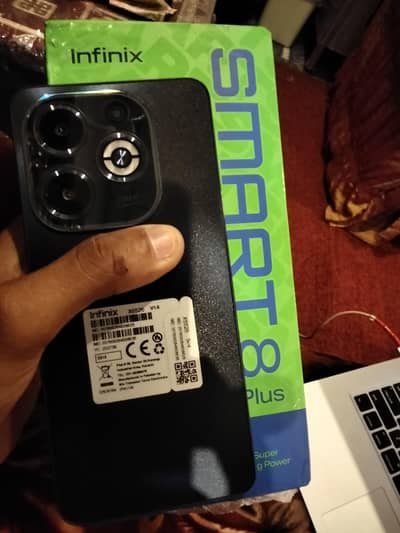 Infinix smart 8 plus 4/64 Gb with box for sale