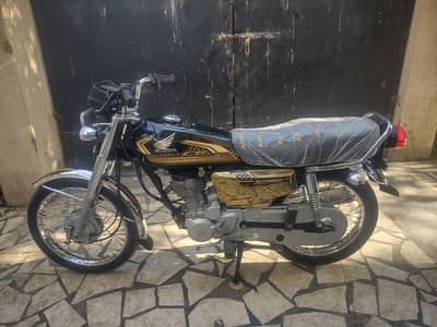 Honda 125 Gold Edition 2025