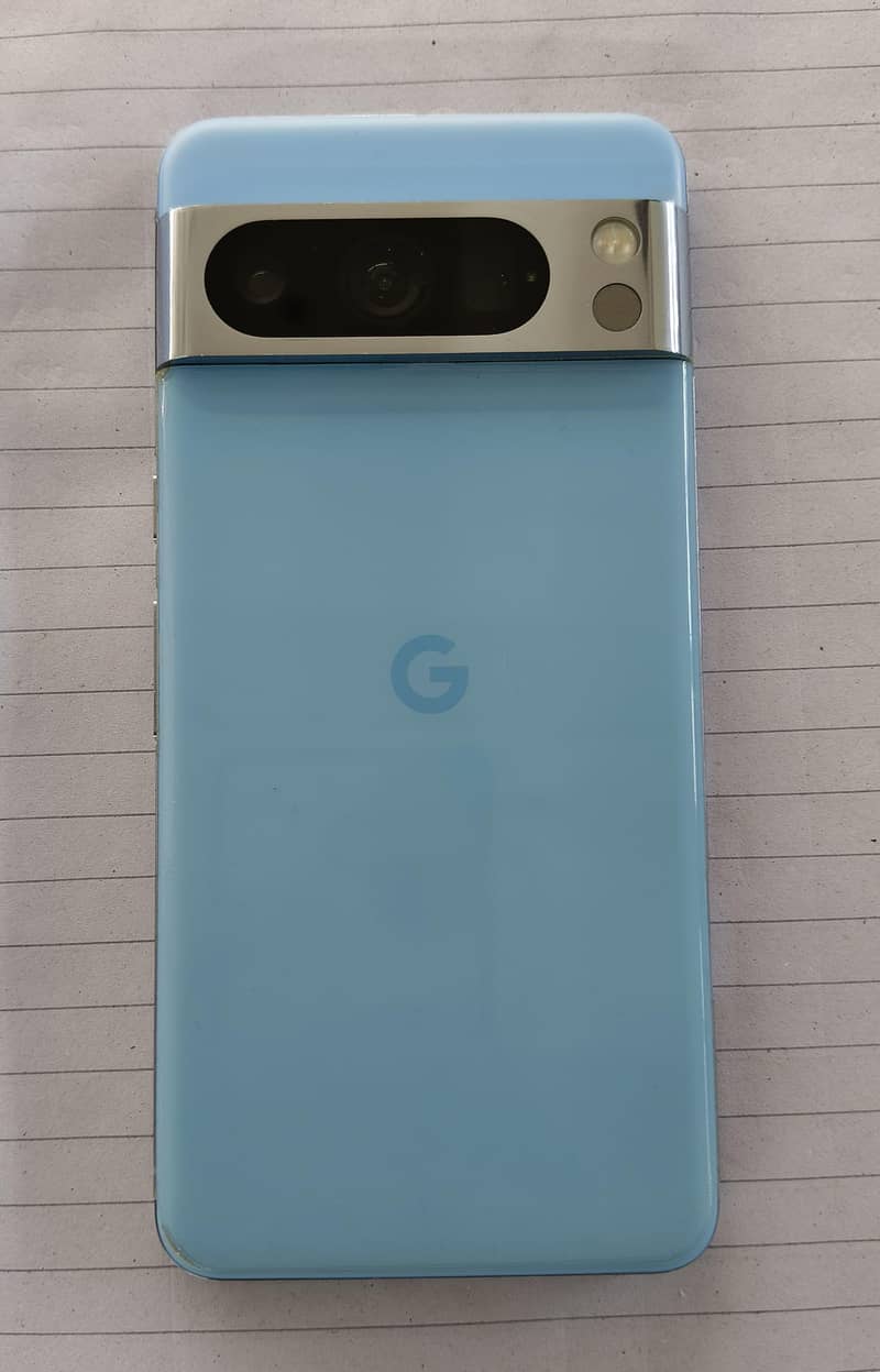 Google pixel 8 pro 1