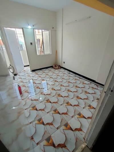 Second Floor 2 Rooms Haidry Market For Sale