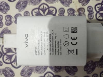 Vivo 18 Watt Origional Charger Box pulled