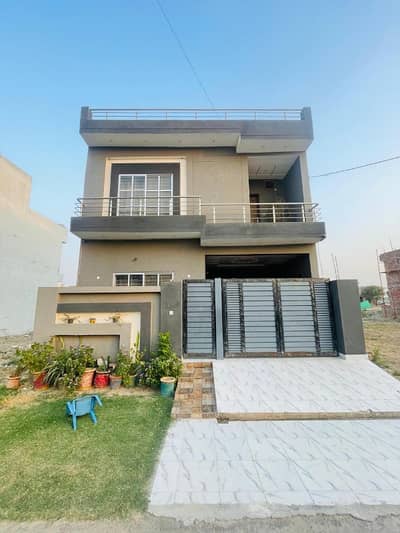 5 Marla Use House Available For Sale Prime Location Near Tooo Park And Masjid All Facilities Available Here