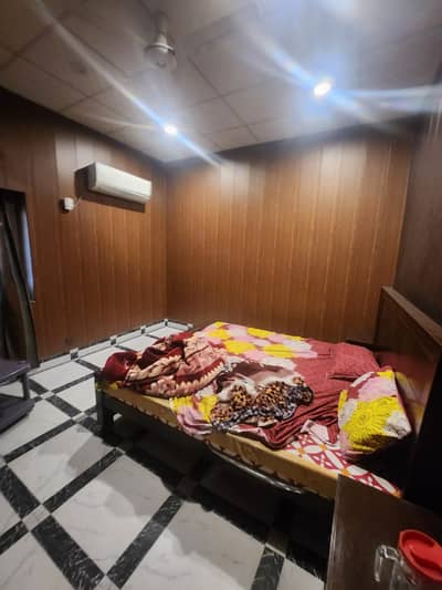 #Real Ad # 1 Kanal Semi Commercial Old House For Sale In Gulberg III