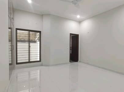 House For sale In Beautiful Bahria Town - Sector D
