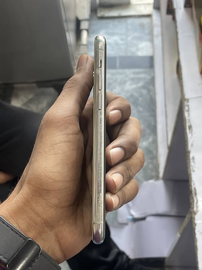 Iphone 11 pro 2