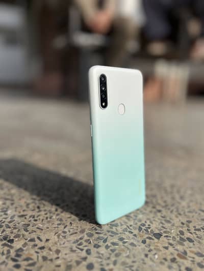 Charger and data cables included Butt box no have