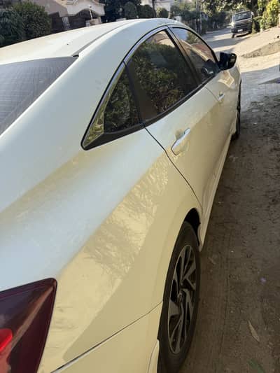 Honda Civic 2017 model