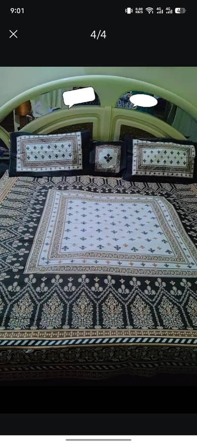 urgent sale bed  or side table