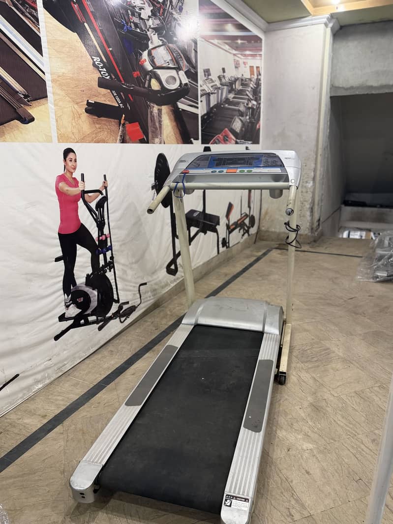 Treadmill / Running machine / Walking machine / jogging machine 19