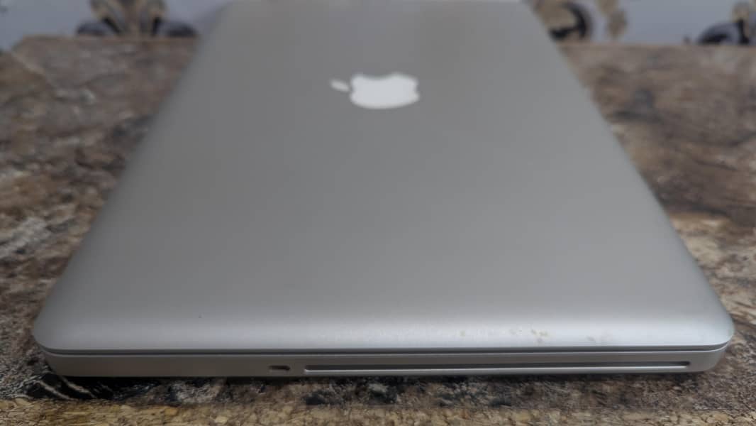 MacBook pro 2012 6