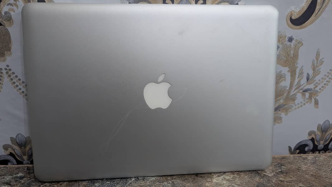 MacBook pro 2012 8
