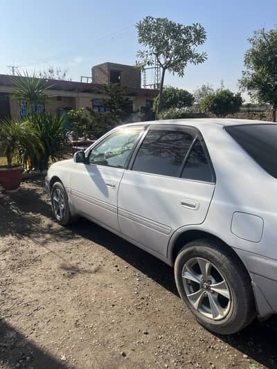 TOYOTA CORONA PREMIO