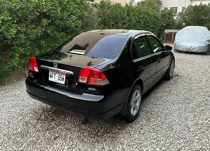 Honda Civic EXI Prosmatic 2004