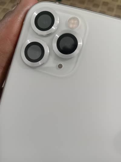 iPhone 11 pro water pack