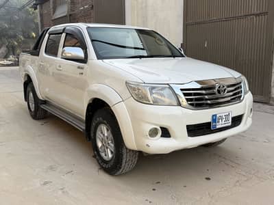 Toyota hilux vigo champ