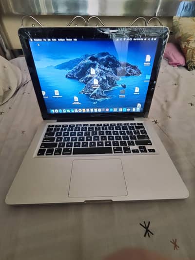 MacBook pro 2012 condition 10/10 final 24k Karduga only Whatsapp call