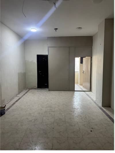 Area 450 Square Feet Brand New Corporation Office Available For Rent In Main Boulevard Road Gulberg 3 Lahore