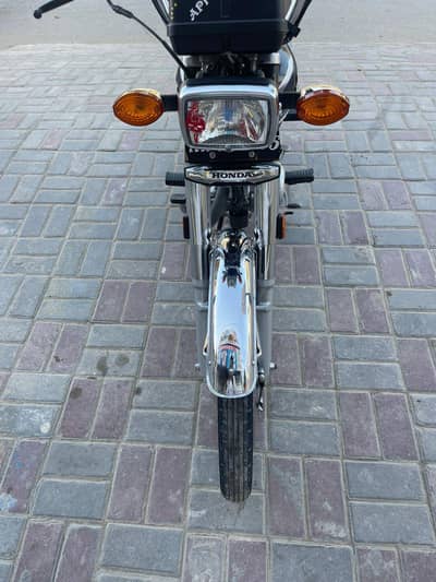 24=25 model Bike All ok last Demond koi Kami Nhe  Bike jise photo my