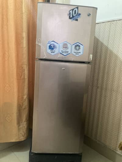 Pel medium fridge .  6 mont used