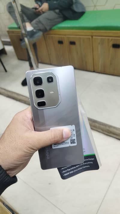 Note 50 pro 12/256 new phone