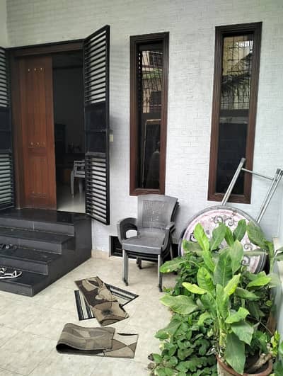 100sqyd Beautiful House For Sale