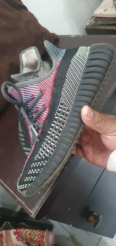 Adidas yeezy Yachiel size 6