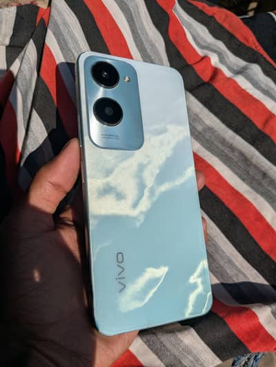 Vivo Y18 For Sale