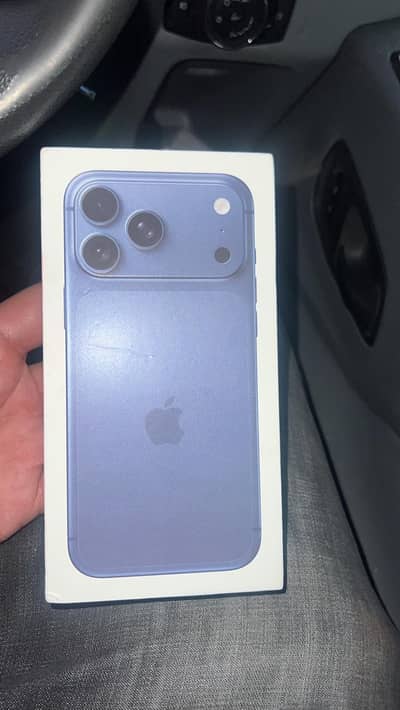 Apple iPhone 17 Pro Max 2TB – Box Pack