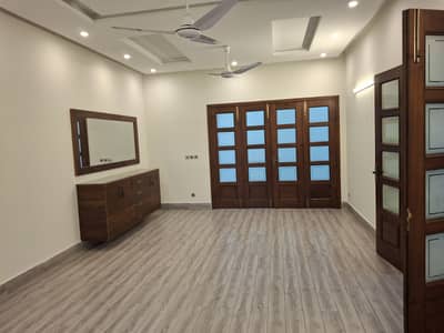 Beautifull New Portion Having 3 Bedrooms Attached Bathrooms DD lounge kitchen car parking Water Boring