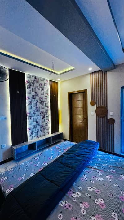 2 Bed Flat 1st Floor (725 SQFT Corner)