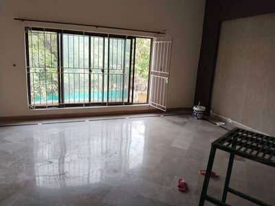 HOUSE FOR RENT IN F-7