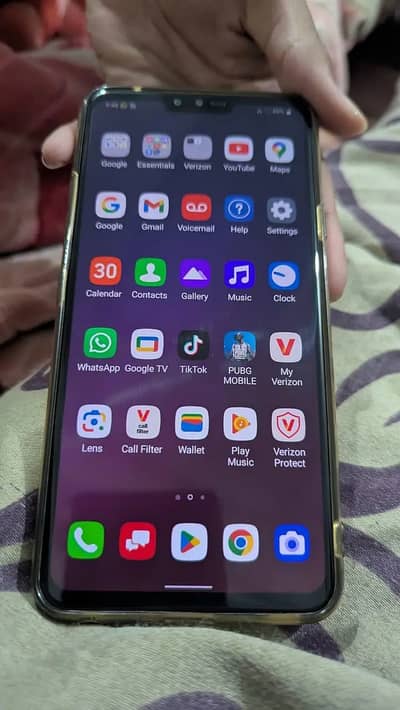 LG V40 ThinQ - 6/64 - Snapdragon Gaming Phone -Infinix Vivo Hot Play