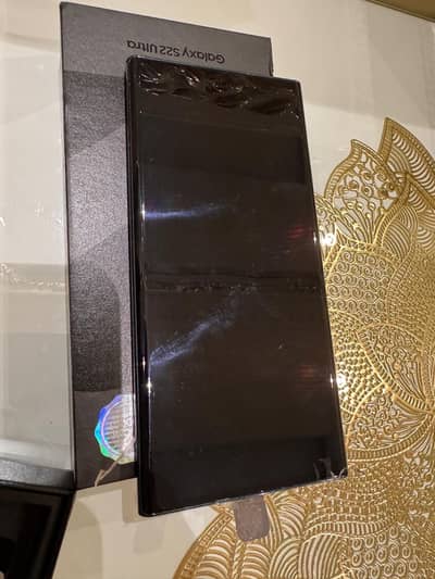 Almost New S22 Ultra