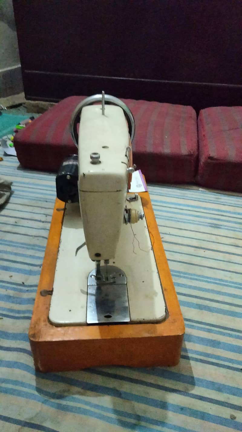 singer sewing machine 2