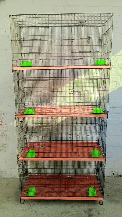 Zarar 8 portions folding cage for sale in almost new condition