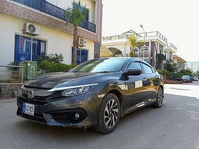 Honda 2017 oriel for sale total genuine condition