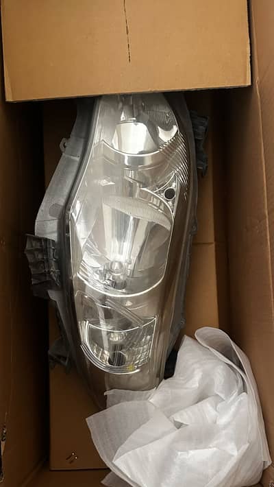 Toyota corolla 2009-2014 headLights 100% genuine  from 2013 Altis Sr