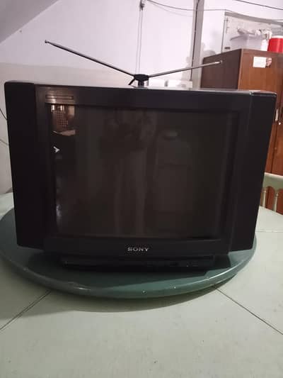 SONY JAPANESE TV 21 INCH, 30 CHANNEL, 1992 MODEL