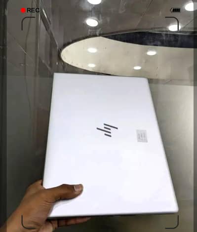 HP elitebook 840 G5 core i7 8th generation