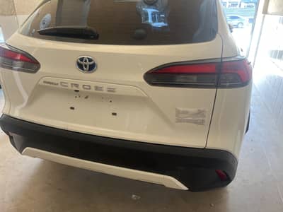 Toyota Corolla cross sunroof full option